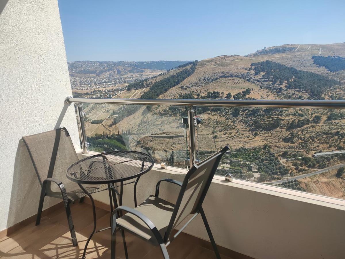 Sindyan Resort Amman Exterior photo