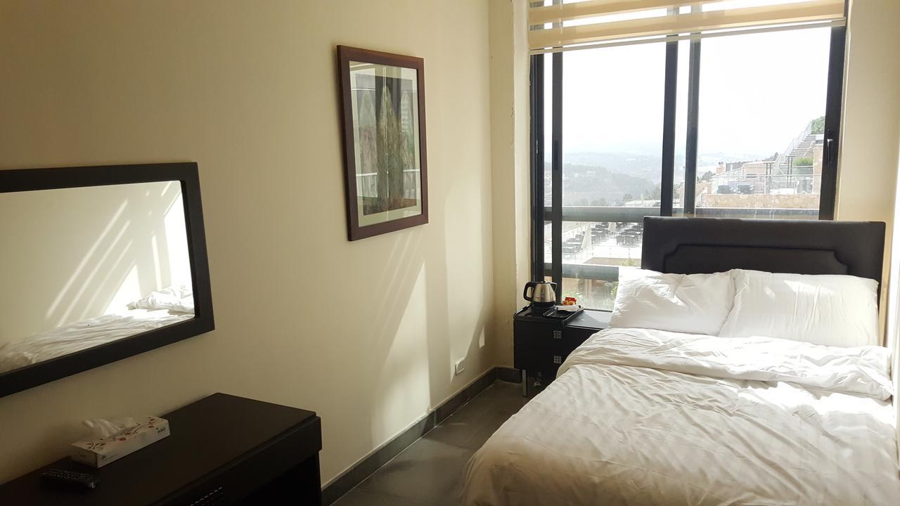 Sindyan Resort Amman Exterior photo