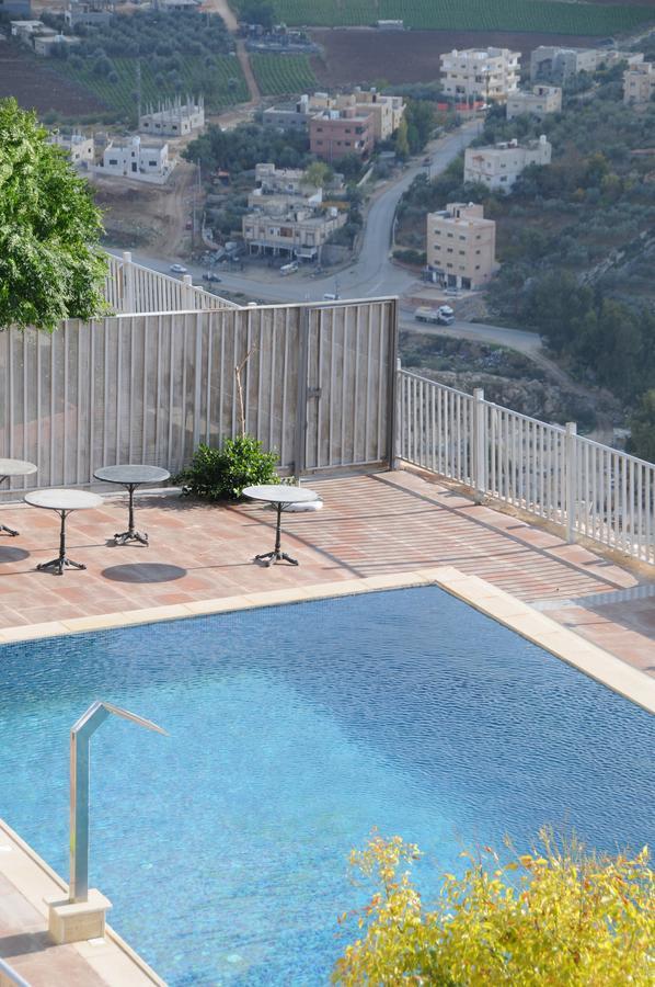 Sindyan Resort Amman Exterior photo