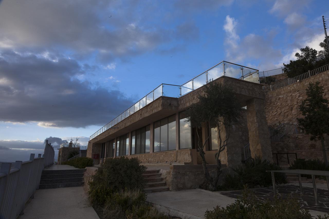 Sindyan Resort Amman Exterior photo