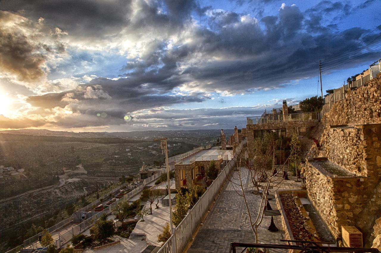Sindyan Resort Amman Exterior photo